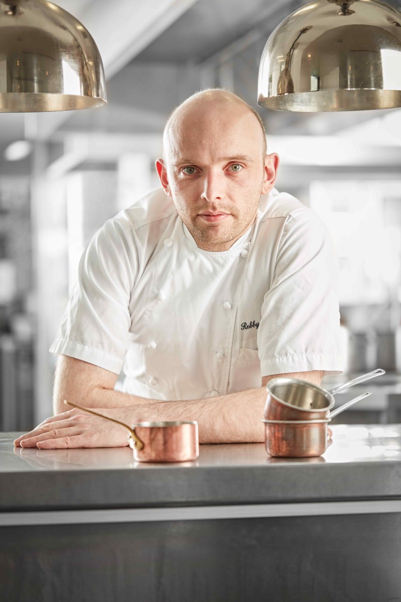 THE SAMLING RETAINS MICHELIN STAR image