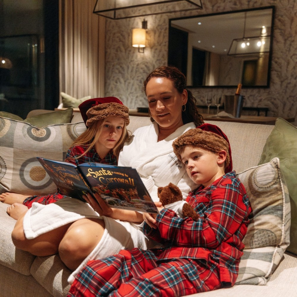 Christmas stays at Carbis Bay Esate image