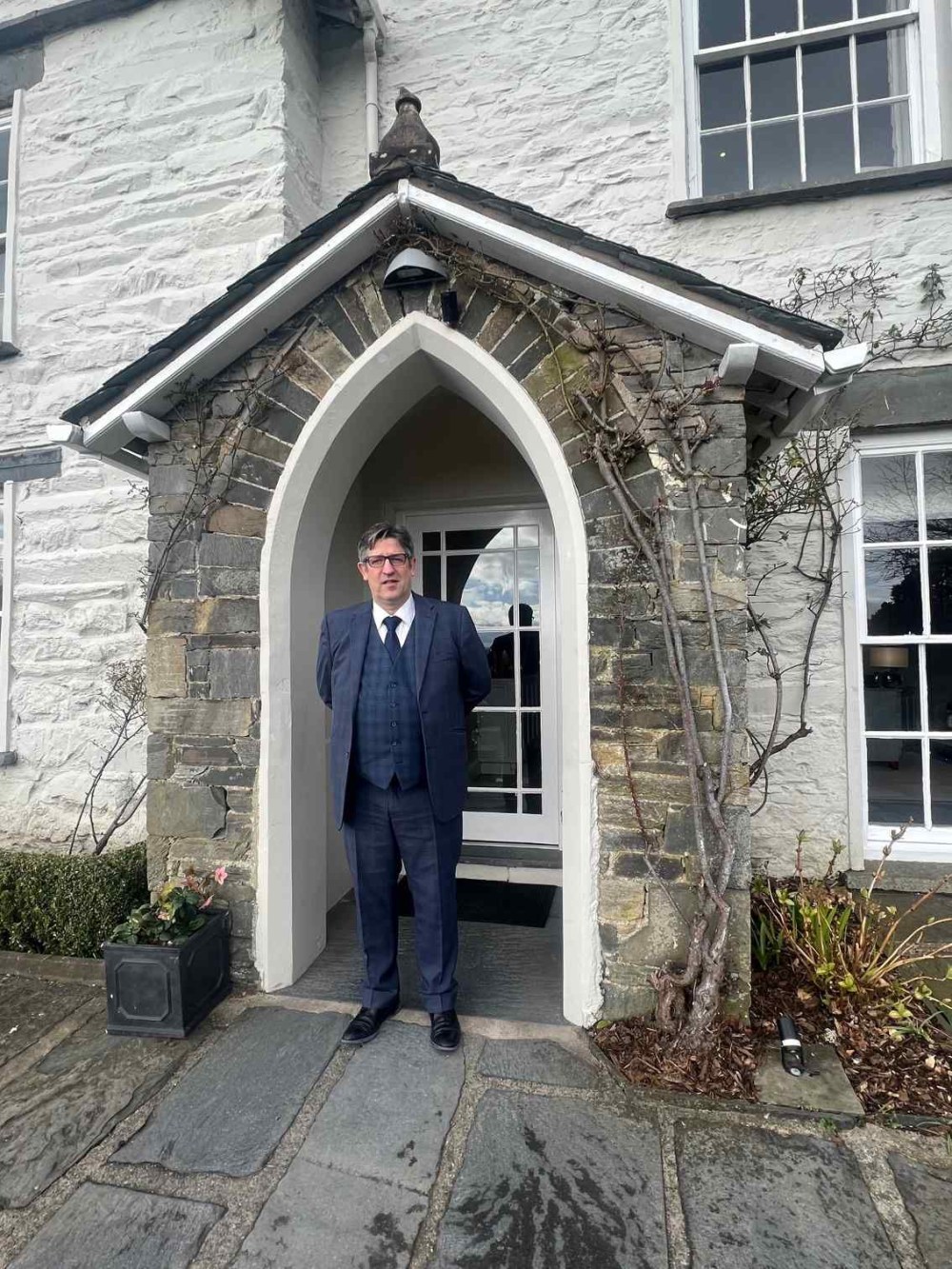 ERIC ZWIEBEL JOINS THE SAMLING image