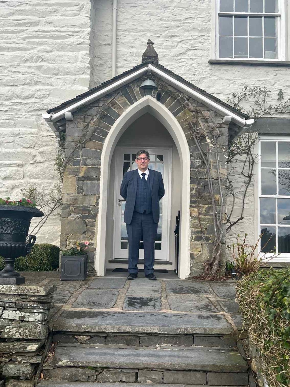 ERIC ZWIEBEL JOINS THE SAMLING image